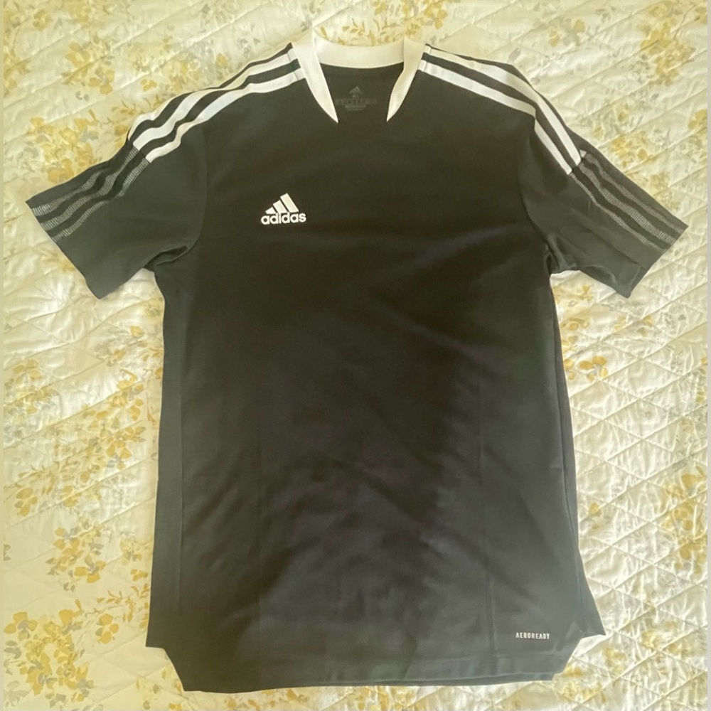 Adidas Tiro shirt M
